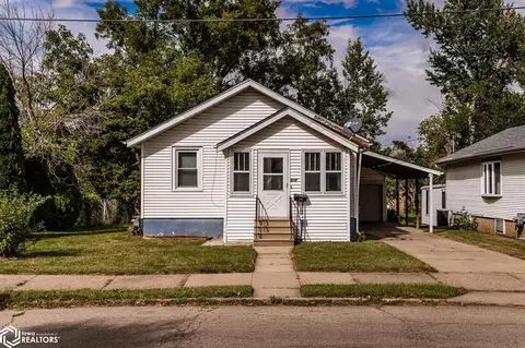 914 May St, Marshalltown, IA 50158