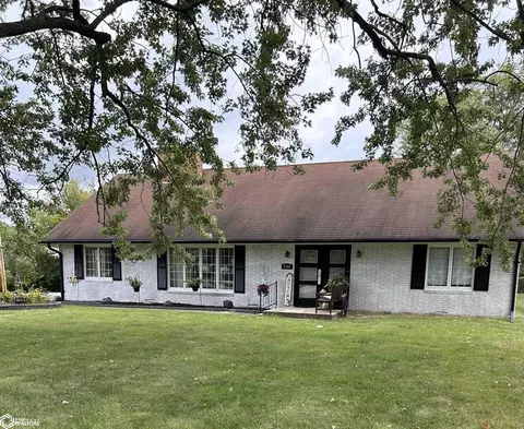 1596 N Van Buren Ave, Ottumwa, IA 52501
