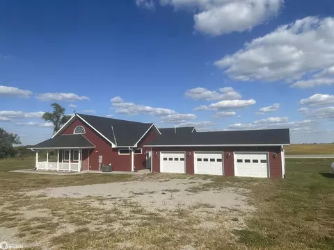 22477 490 St, Centerville, IA 52544