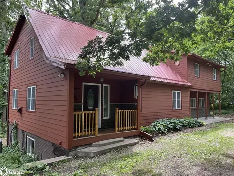 32126 236th St, Eldora, IA 50627