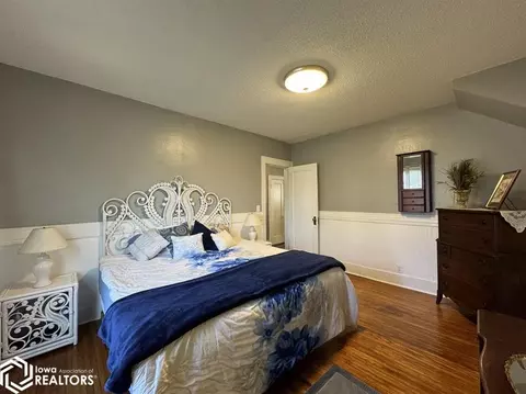 Bedroom - 511 W Maple St, Centerville, IA 52544 photo 3 of 3