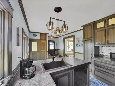 903 4th St NE, Hampton, IA 50441 photo 6