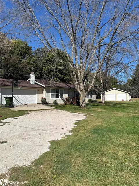 23585 Garfield St, Fort Dodge, IA 50501