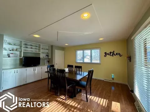 910 N 20th St, Denison, IA 51442 photo 4