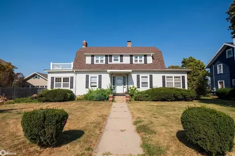 1109 W State St, Marshalltown, IA 50158
