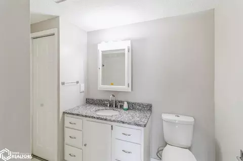 Bath - 390 E 6th St, Garner, IA 50438 photo 1 of 2