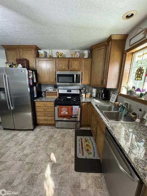 505 E Harsh St, Creston, IA 50801 photo 6