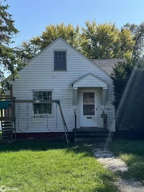 2401 Kirkwood St, Burlington, IA 52601