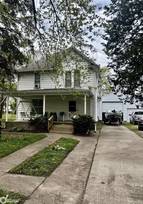 315 S Harrison St, Mediapolis, IA 52637