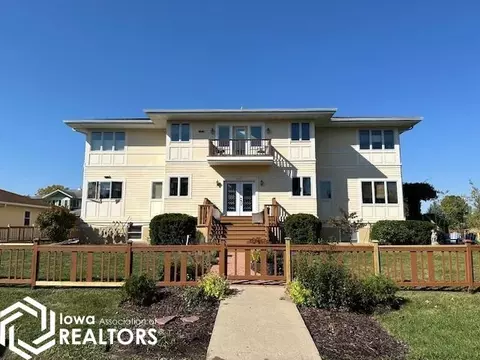 2060 Pearl Ln #B-3N, Fairfield, IA 52556