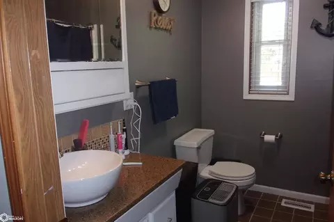 425 N 18th, Hamilton, IL 62341 photo 20