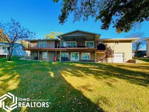 102 Vista Dr, Montezuma, IA 50171