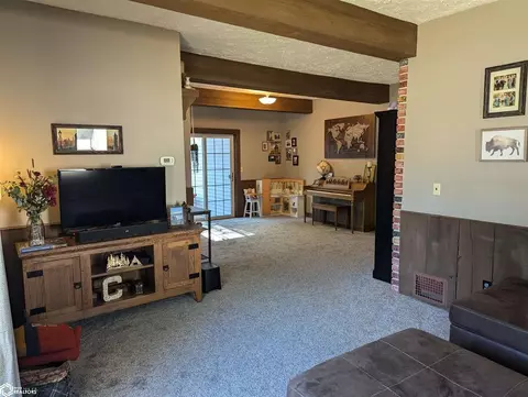 309 4th St SE, Hampton, IA 50441 photo 8