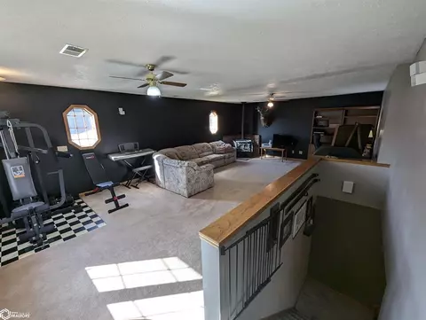 309 4th St SE, Hampton, IA 50441 photo 23