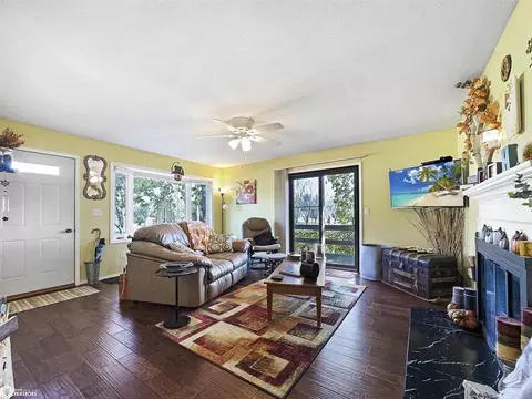 Living - 223 4th St NE, Hampton, IA 50441 photo 2 of 3