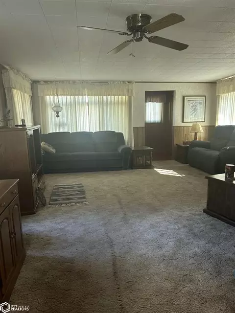 Living - 321 4th St SW, Hampton, IA 50441 photo 1 of 2