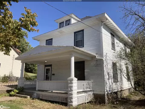 916 N Central Ave, Burlington, IA 52601