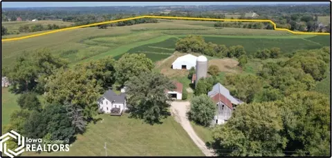 1792 Valdres Rd, Decorah, IA 52101 photo 3