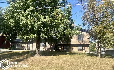 204 Karr Ave, Bloomfield, IA 52537