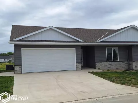 629 Westridge Dr, Carroll, IA 51401