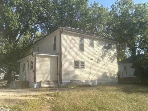 408 E Franklin St, Centerville, IA 52544 photo 3