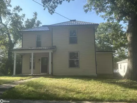 408 E Franklin St, Centerville, IA 52544 photo 2
