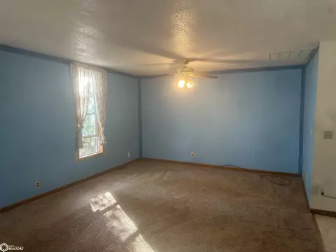 408 E Franklin St, Centerville, IA 52544 photo 15