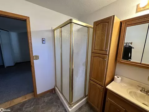 408 E Franklin St, Centerville, IA 52544 photo 18