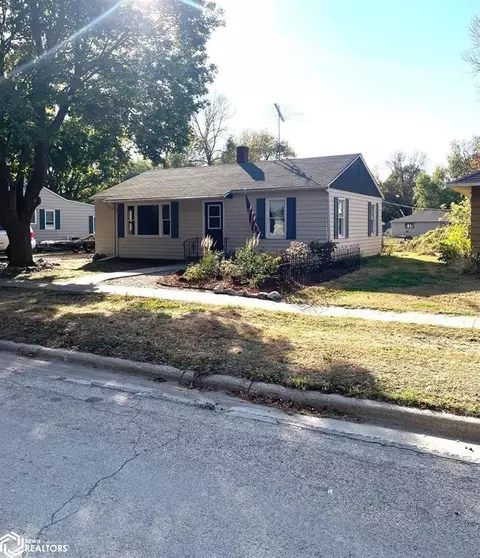 125 S State St, Titonka, IA 50480
