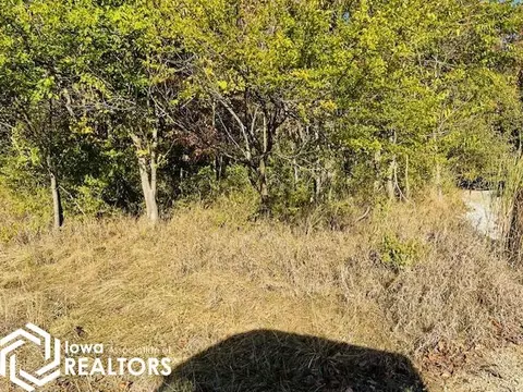 219 Hillcrest Rdg, Montezuma, IA 50171
