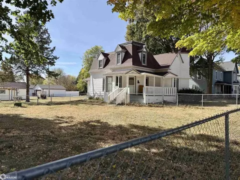 Exterior - 431 E 3rd St, Glidden, IA 51443 photo 5 of 14
