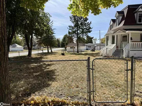 Exterior - 431 E 3rd St, Glidden, IA 51443 photo 13 of 14