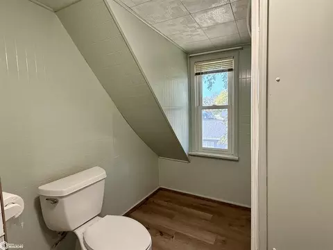 Bath - 431 E 3rd St, Glidden, IA 51443 photo 1 of 3