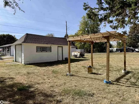 Exterior - 431 E 3rd St, Glidden, IA 51443 photo 7 of 14