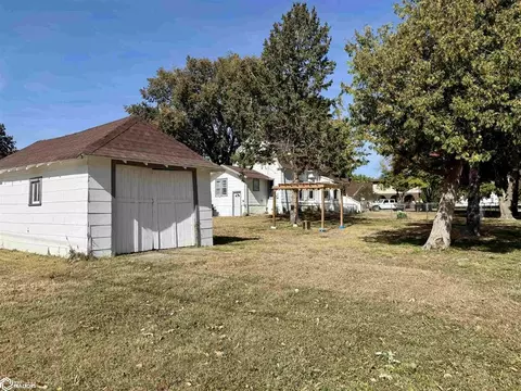 Exterior - 431 E 3rd St, Glidden, IA 51443 photo 8 of 14