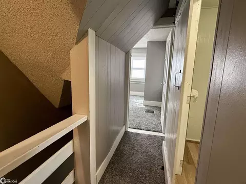 Entry Way - 431 E 3rd St, Glidden, IA 51443 photo 2 of 2