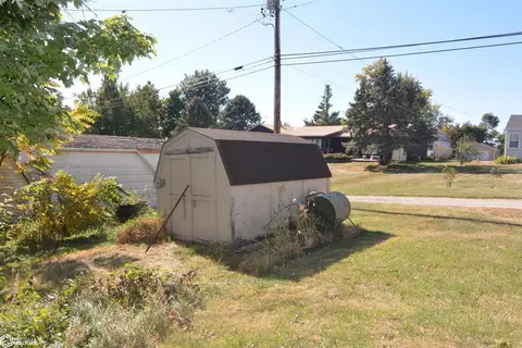 505 Montezuma St, Malcom, IA 50157 photo 6