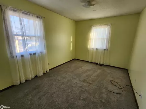 Bedroom - 600 E 22nd St, Atlantic, IA 50022 photo 1 of 6