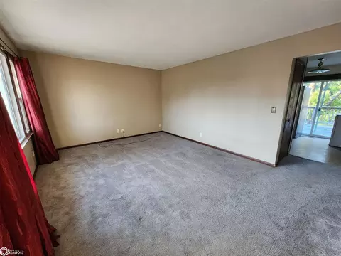 Living - 600 E 22nd St, Atlantic, IA 50022 photo 1 of 2