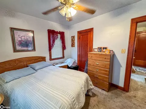 Bedroom - 442 11th Ave NE, Hampton, IA 50441 photo 2 of 8