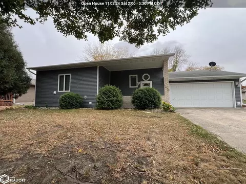 1412 Fairway Dr, Belmond, IA 50421