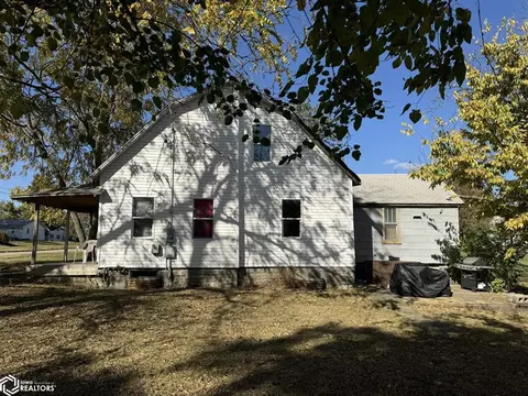 703 S 20th St, Centerville, IA 52544 photo 2