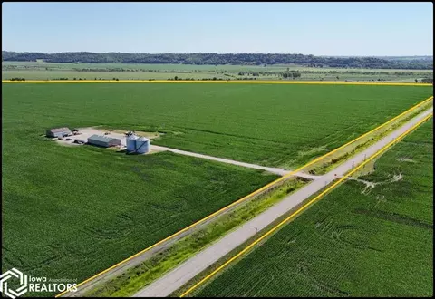 315 Th St, Hamburg, IA 51640
