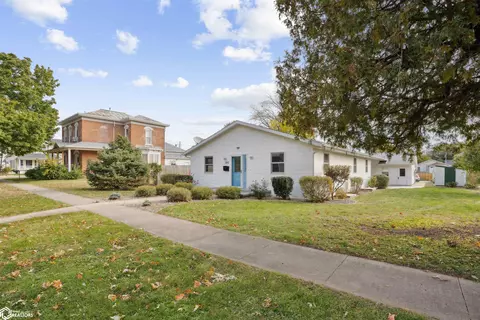 302 S Jackson St, Mount Pleasant, IA 52641