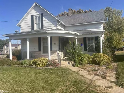 108 N Mulberry St, New Sharon, IA 50207