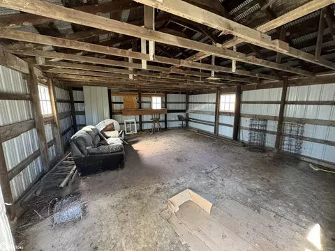 Other - 210 Th Ave, Cincinnati, IA 52549 photo 13 of 23