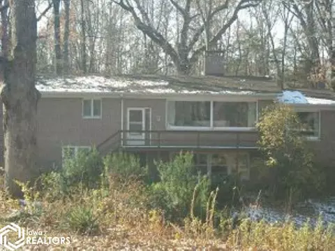 11862 44th St, Burlington, IA 52601