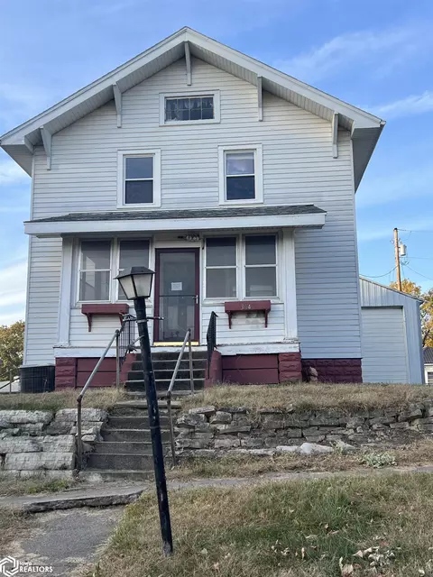 304 6th St, Victor, IA 52347