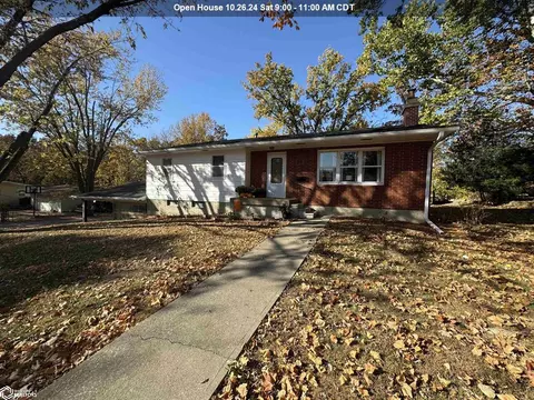 862 Mikels Dr, Centerville, IA 52544