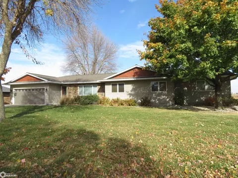 809 Cedar Dr, Clarion, IA 50525